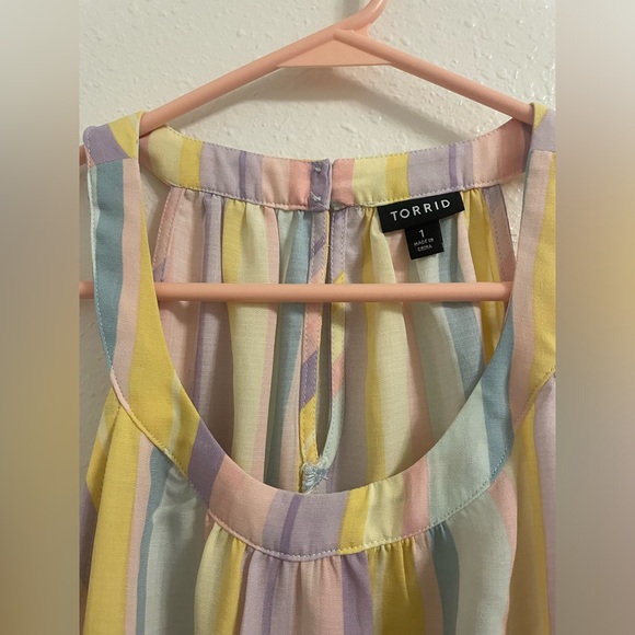 Gauze Goddess Top Size 1 Torrid - Picture 4 of 6